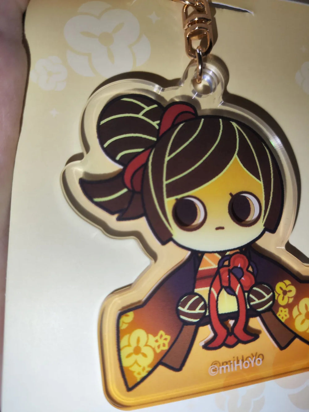 Genshin Impact Chiori Sleeve Series Badge & Acrylic Keychain