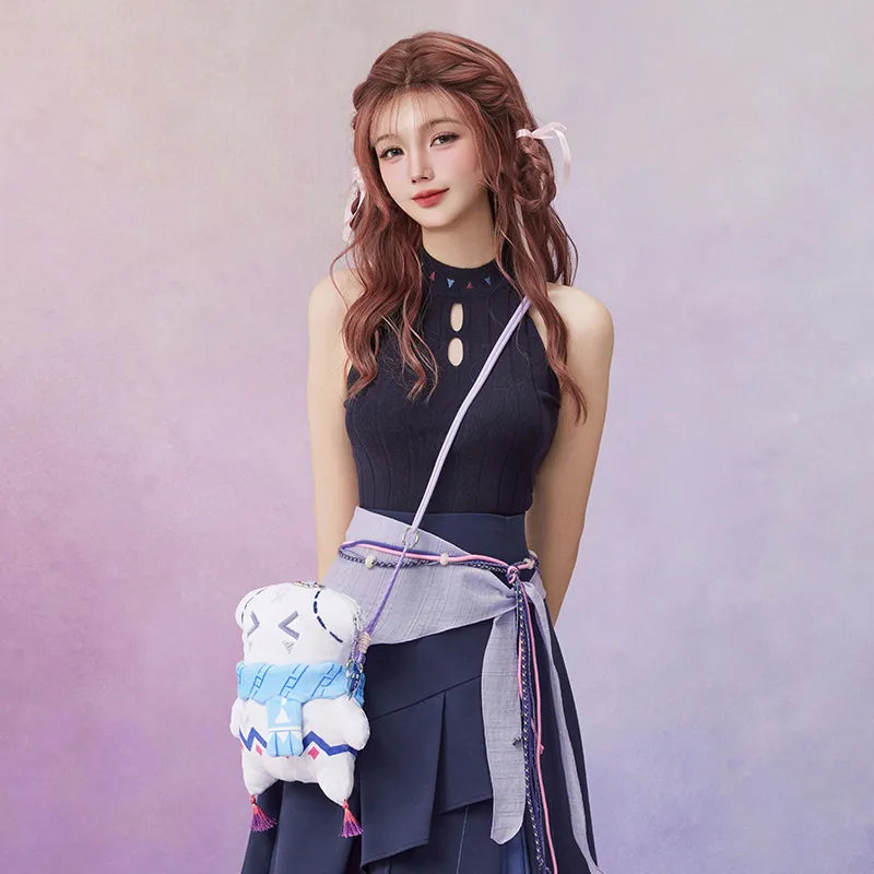 Close-up of the Genshin Impact Citlali plush mini crossbody bag