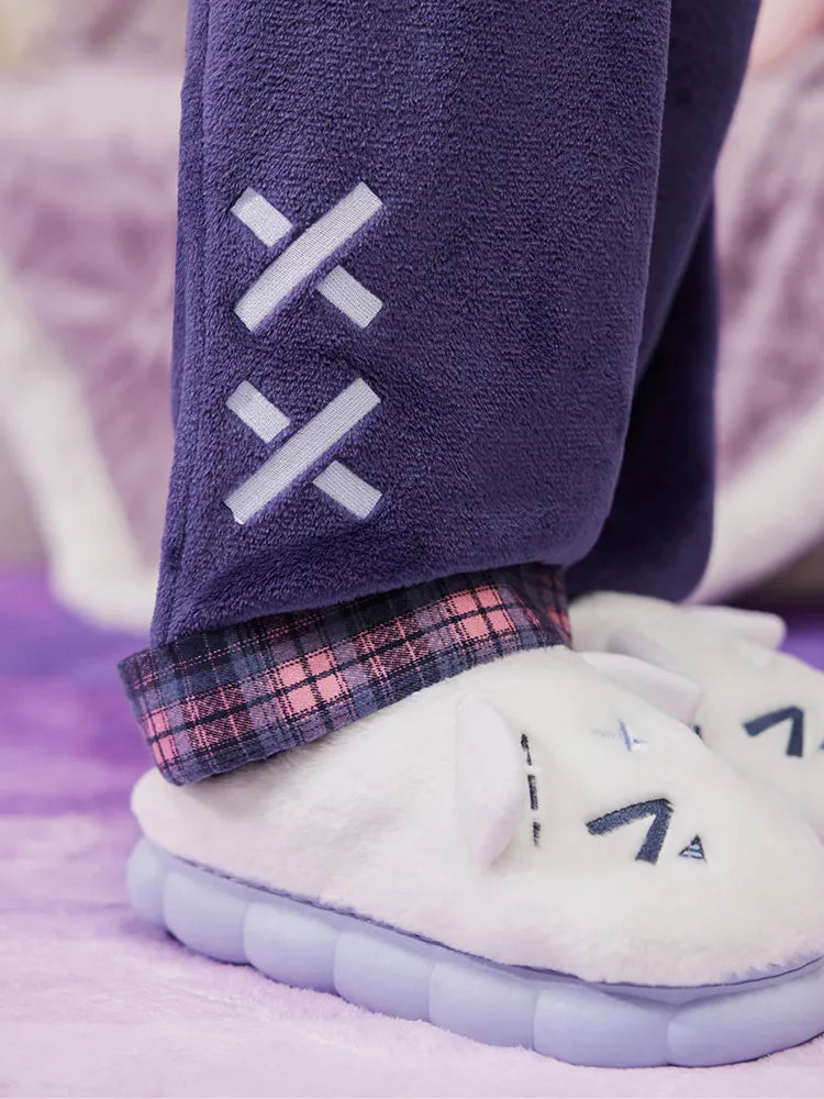 Front view of Genshin Impact Citlali plush home slippers