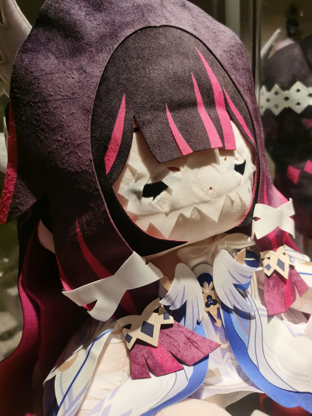 Genshin Impact A Promise Kept Series Peluche Sentado de Columbina
