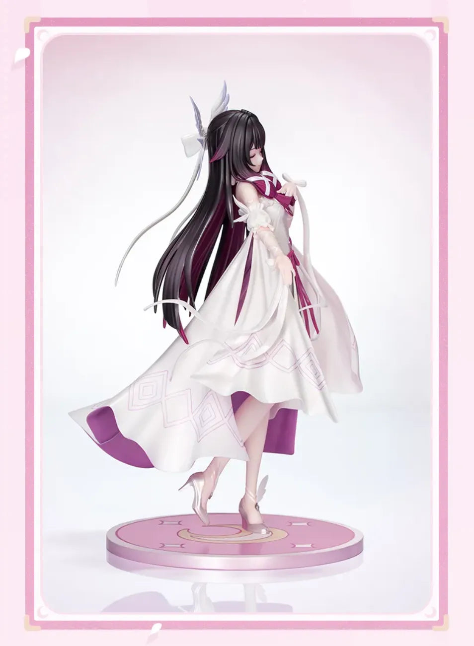 Rear view of Columbina figure flowing dark hair and ribbons