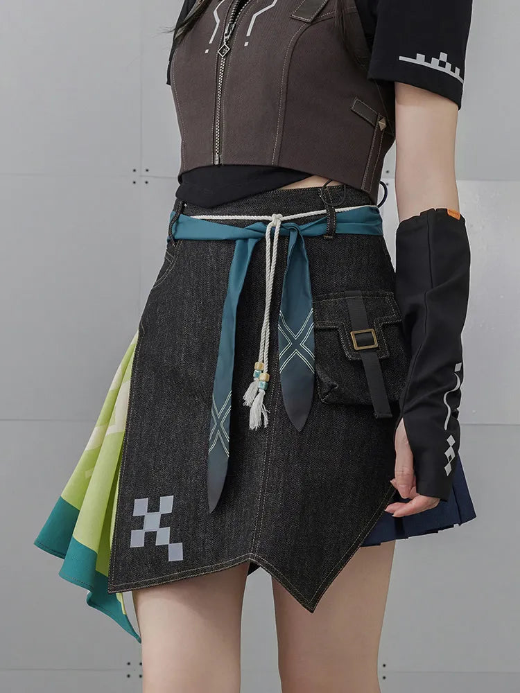Genshin Impact Kinich skirt back view design and fabric details