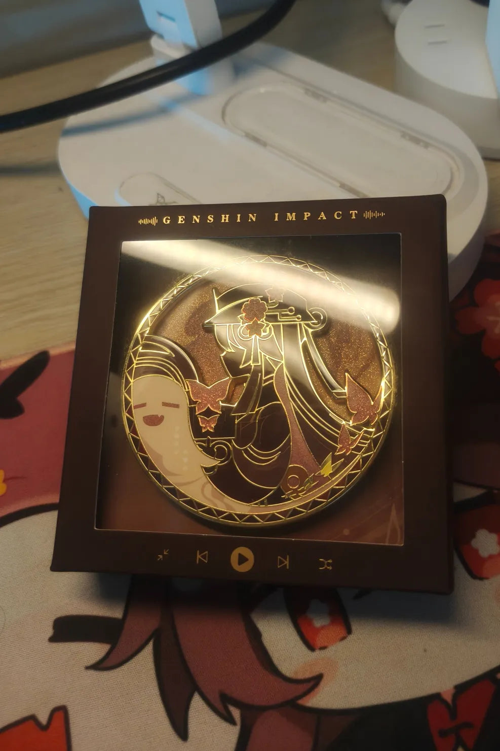 Genshin Impact Rainbow Invitation Série Badge Métallique