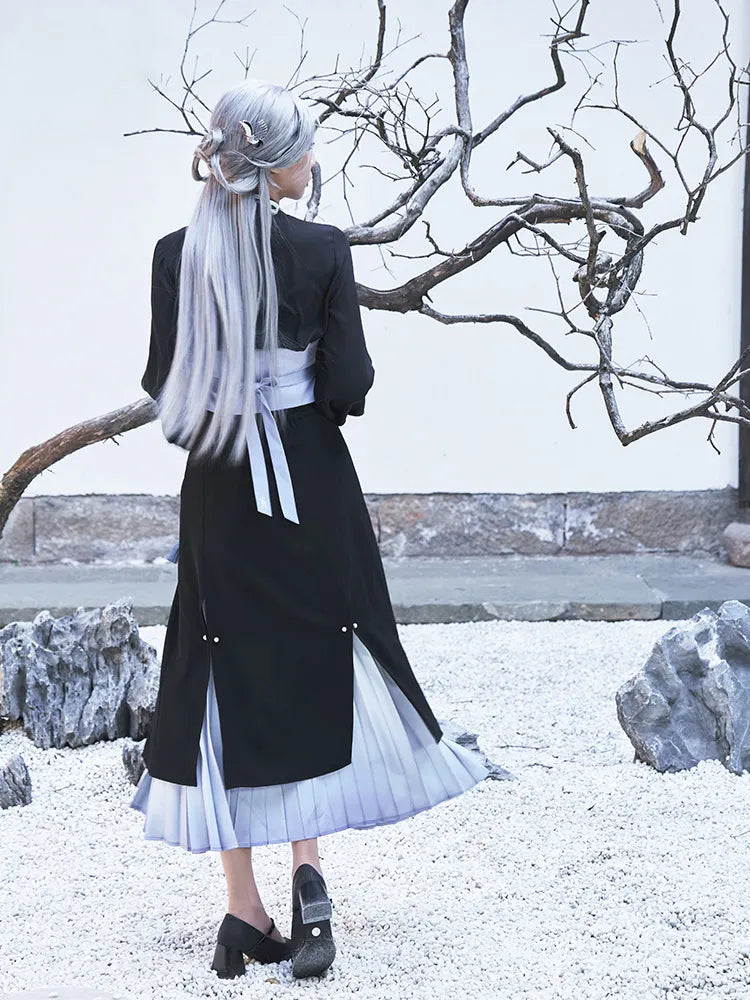 Genshin Impact Shenhe half-length skirt with tassel accessory and asymmetrical layered skirt detail