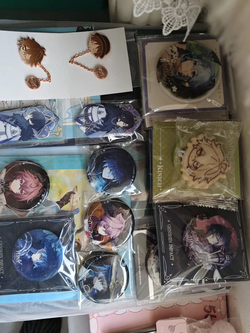 Genshin Impact Song of the Welkin Moon Charakter-Ansteckbutton