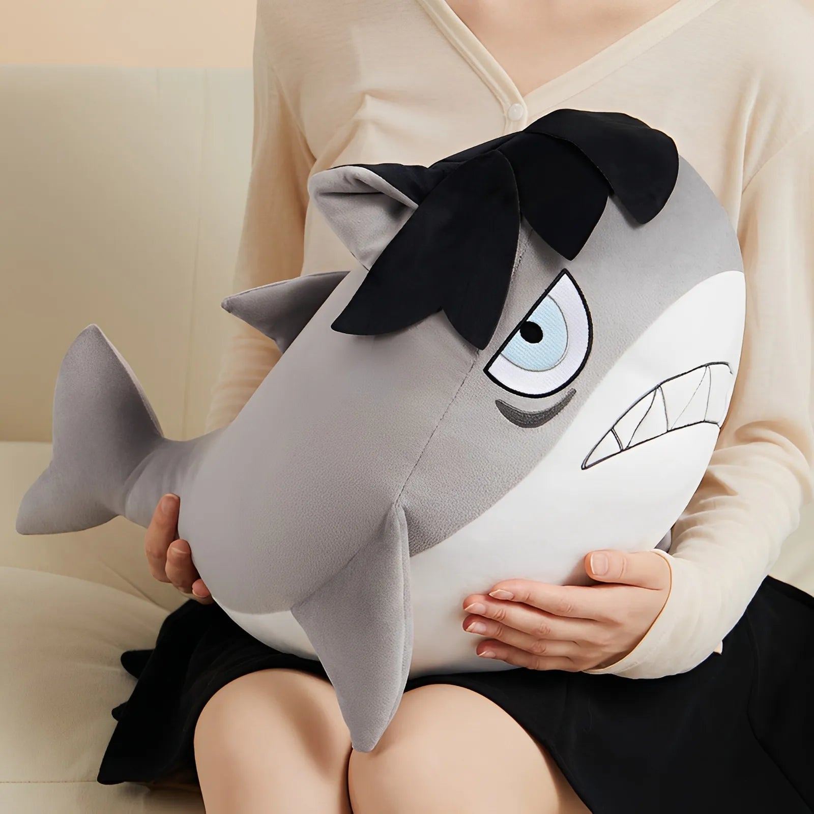 Genshin Impact Teyvat Zoo Wriothesley plush toy front view embroidered face detail