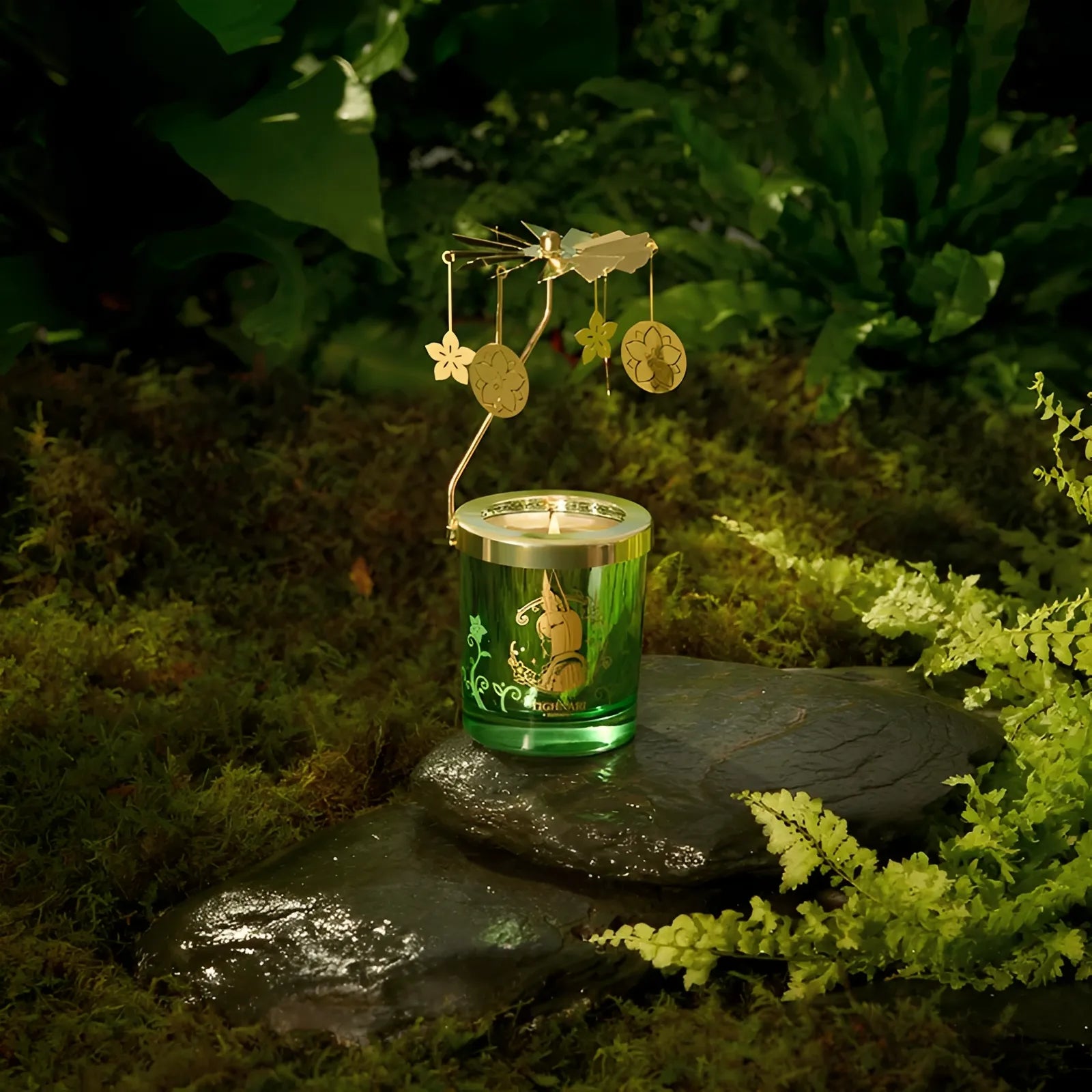 Genshin Impact Tighnari candle green glass container with character artwork detail