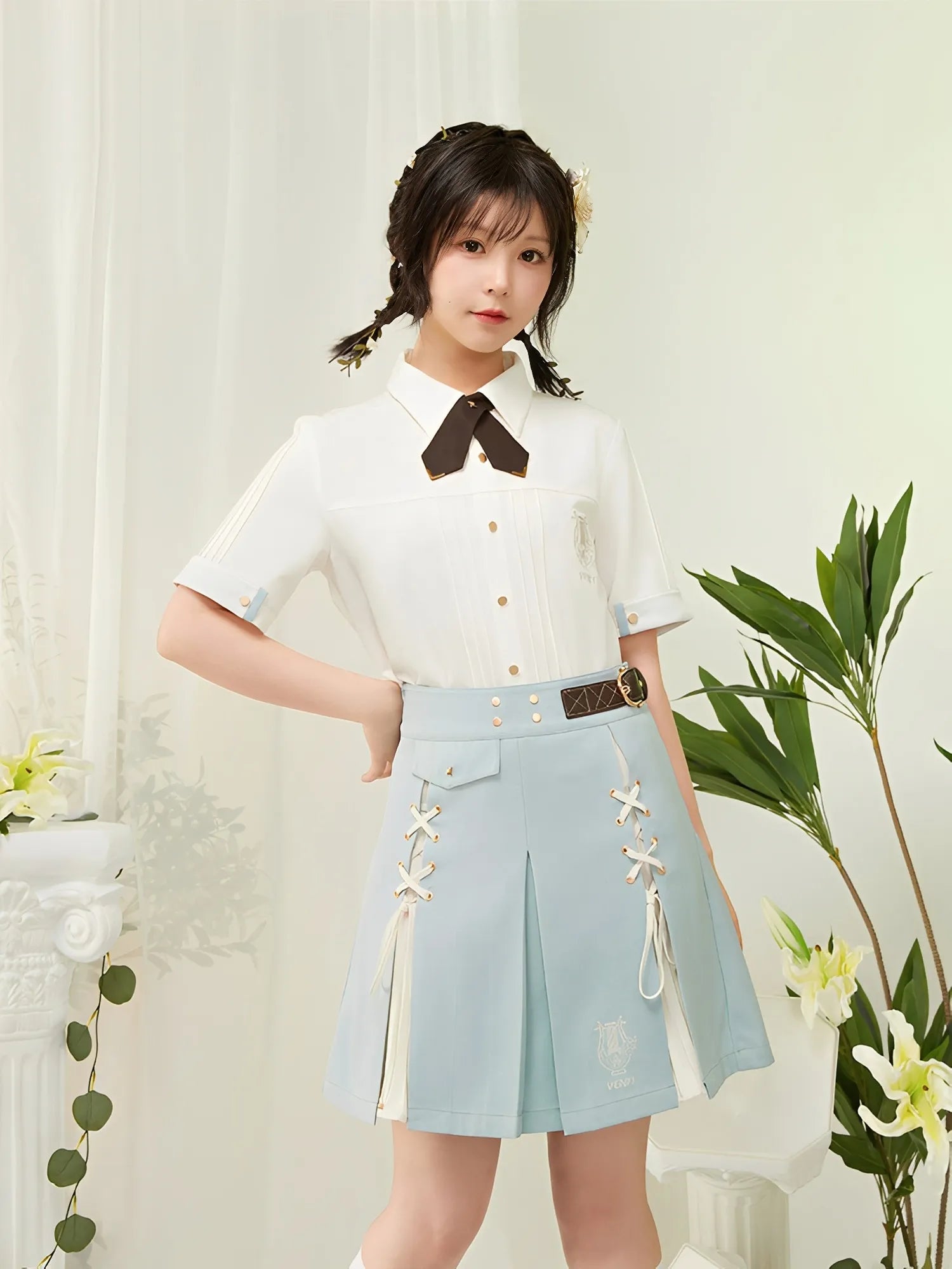 Genshin Impact Venti short sleeve shirt full body model outfit styling