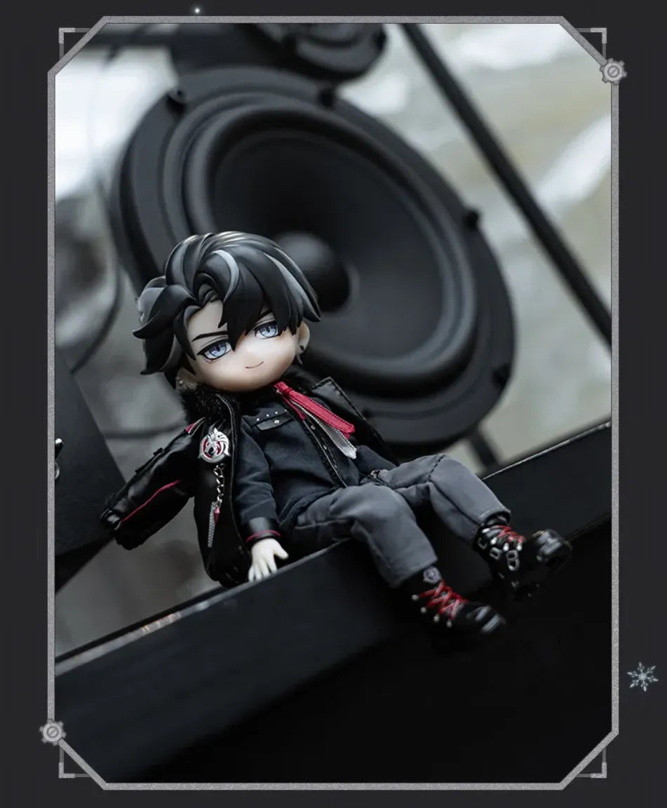 Wriothesley action figure accessory set with detailed jacket and outfit pieces