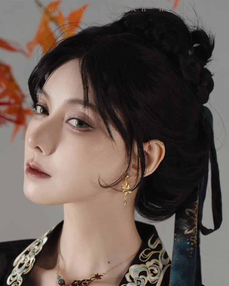 Dan Heng Imbibitor Lunae Water Lotus Ear Cuff featuring textured gold lotus petals and geometric pendant