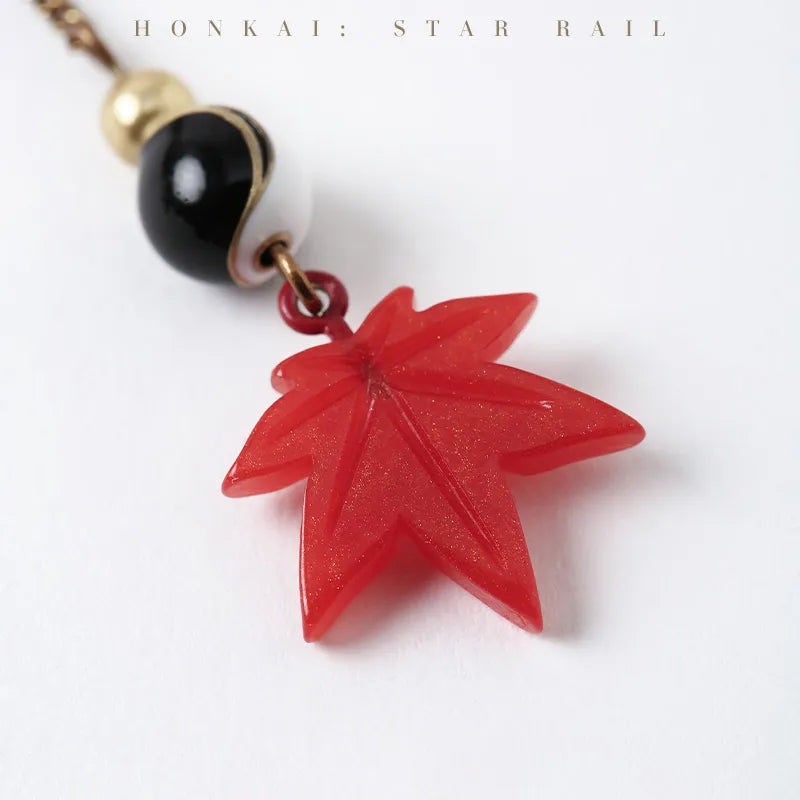 Dan Heng Impression Series necklace featuring cloud motifs, decorative beads and maple leaf charm