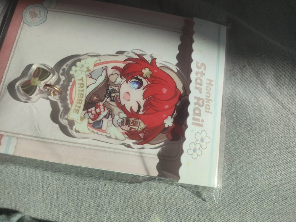 Honkai: Star Rail Express Travel Notes Colgantes Chibi de Acrílico – Tribbie & Aglaea
