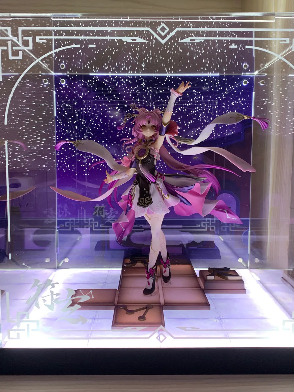 Vitrina para Figura a Escala 1/7 de Fu Xuan de Honkai: Star Rail