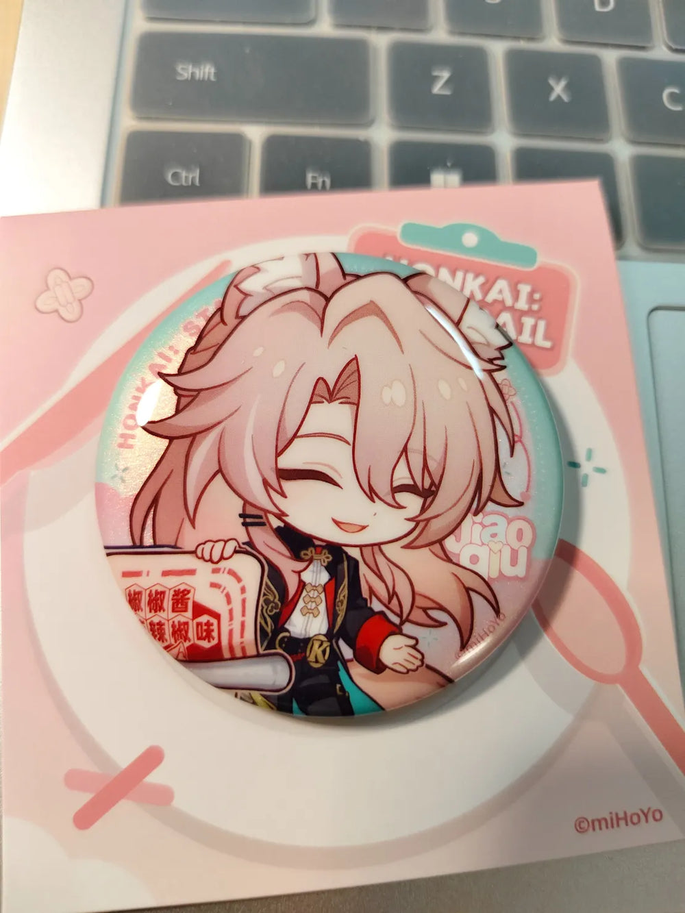 Honkai: Star Rail Time to Feast! ちびキャラ ブリキ缶バッジ