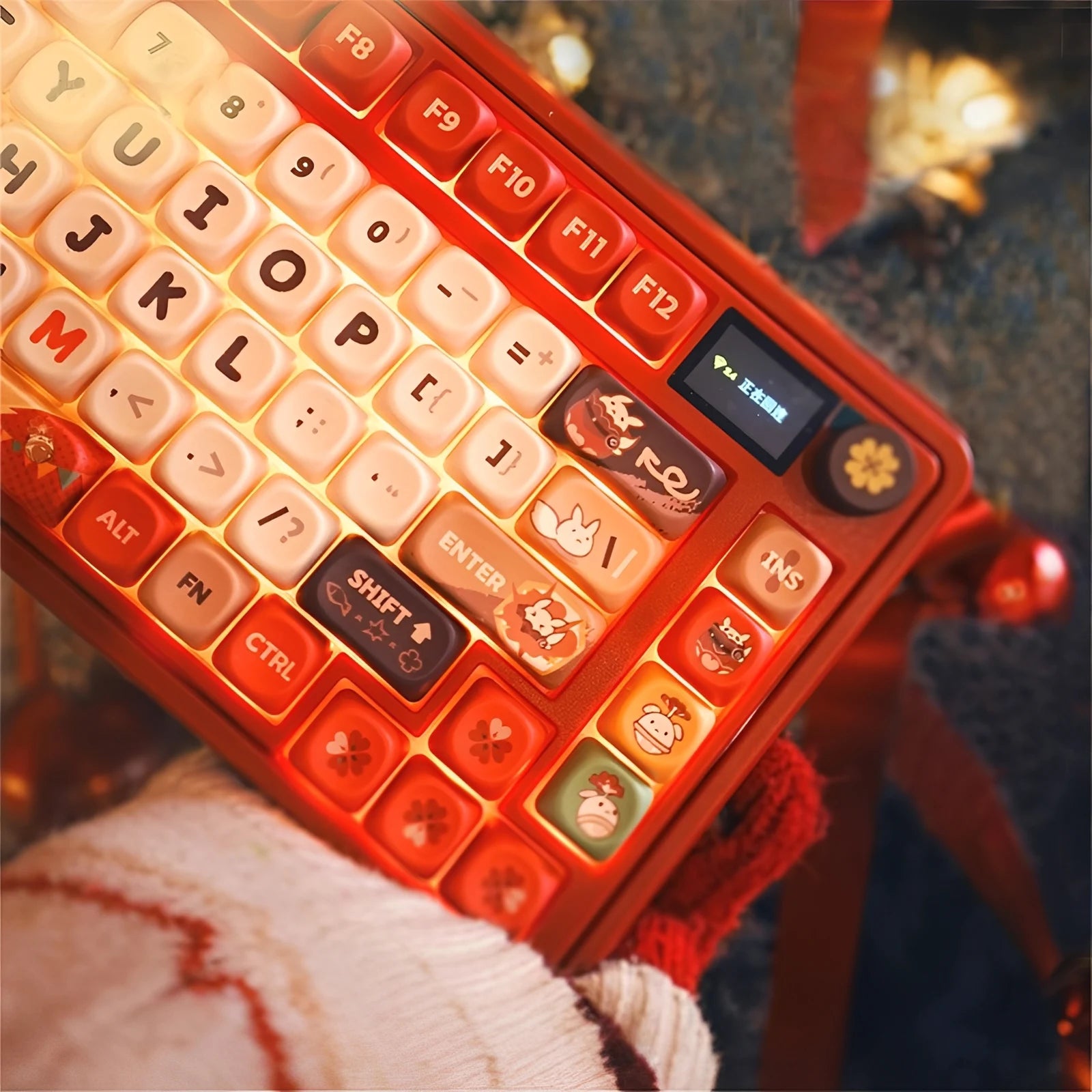 Angled view of Klee Escape the Sun mechanical keyboard