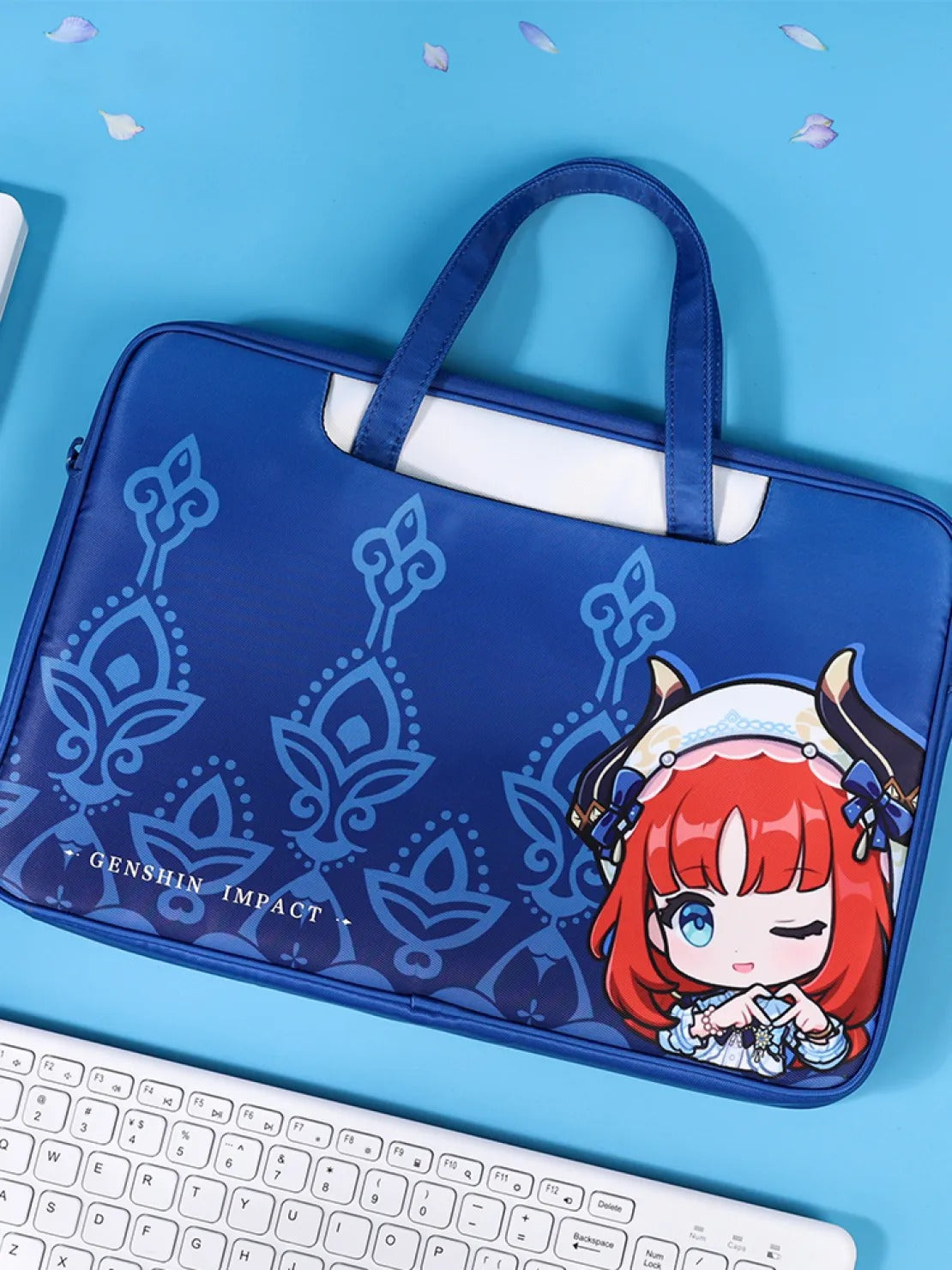 nilou starry series collection display including chibi badge acrylic keychain and folder