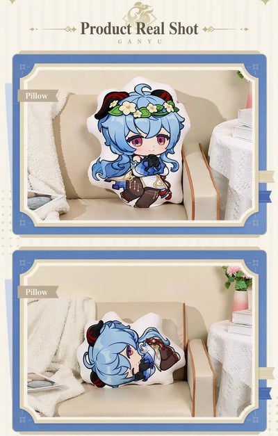 product size reference showing scale of pillow stand and keychain items