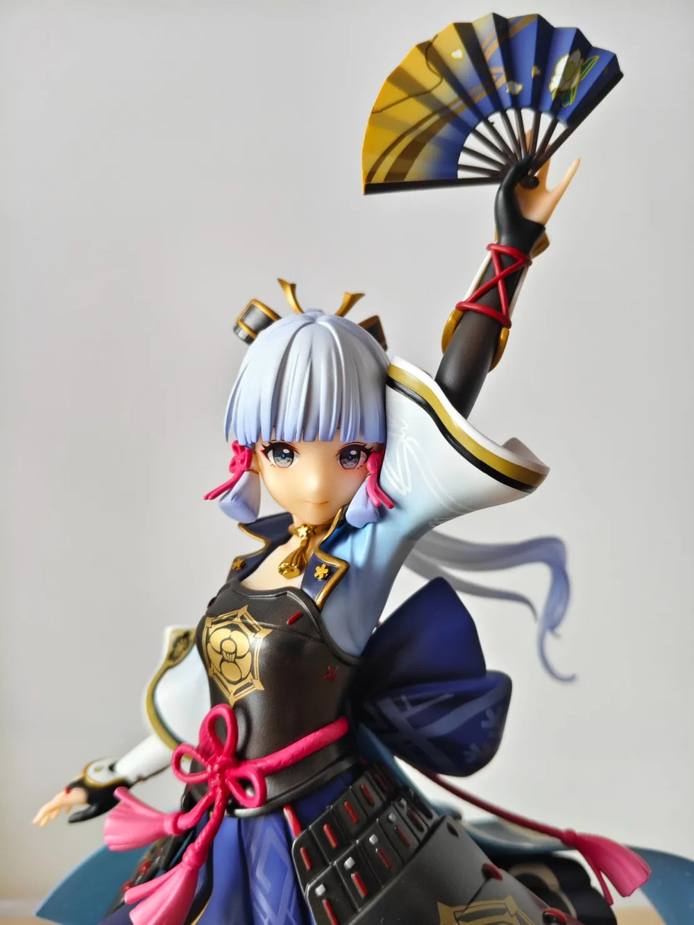 Figurine Genshin Impact Frostflake Ver. Échelle 1/7 – Kamisato Ayaka