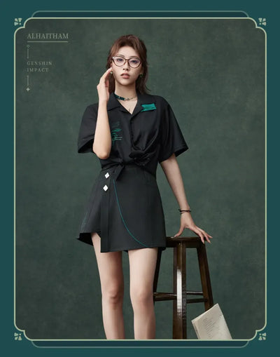 Genshin Impact Alhaitham skort side profile and embroidered details