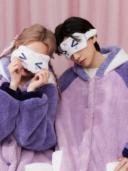 Model wearing Genshin Impact Citlali Home Robe