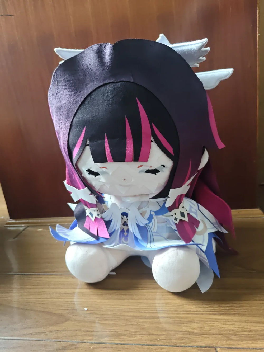 Genshin Impact A Promise Kept Series Peluche Sentado de Columbina