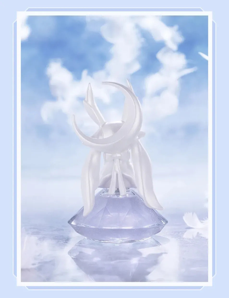 Front and back views of Columbina perfume bottle
