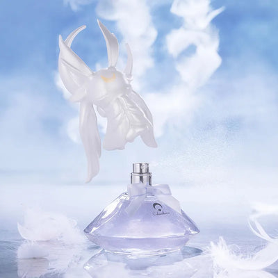 Columbina lavender perfume bottle with pearlescent sculpted cap
