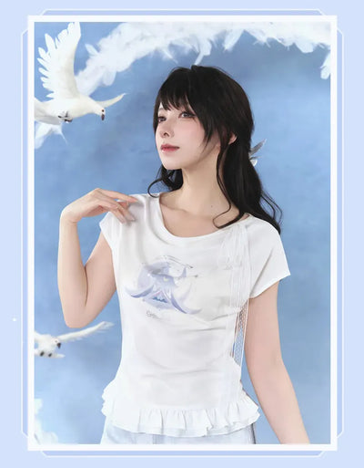 Columbina T-shirt front celestial artwork close-up