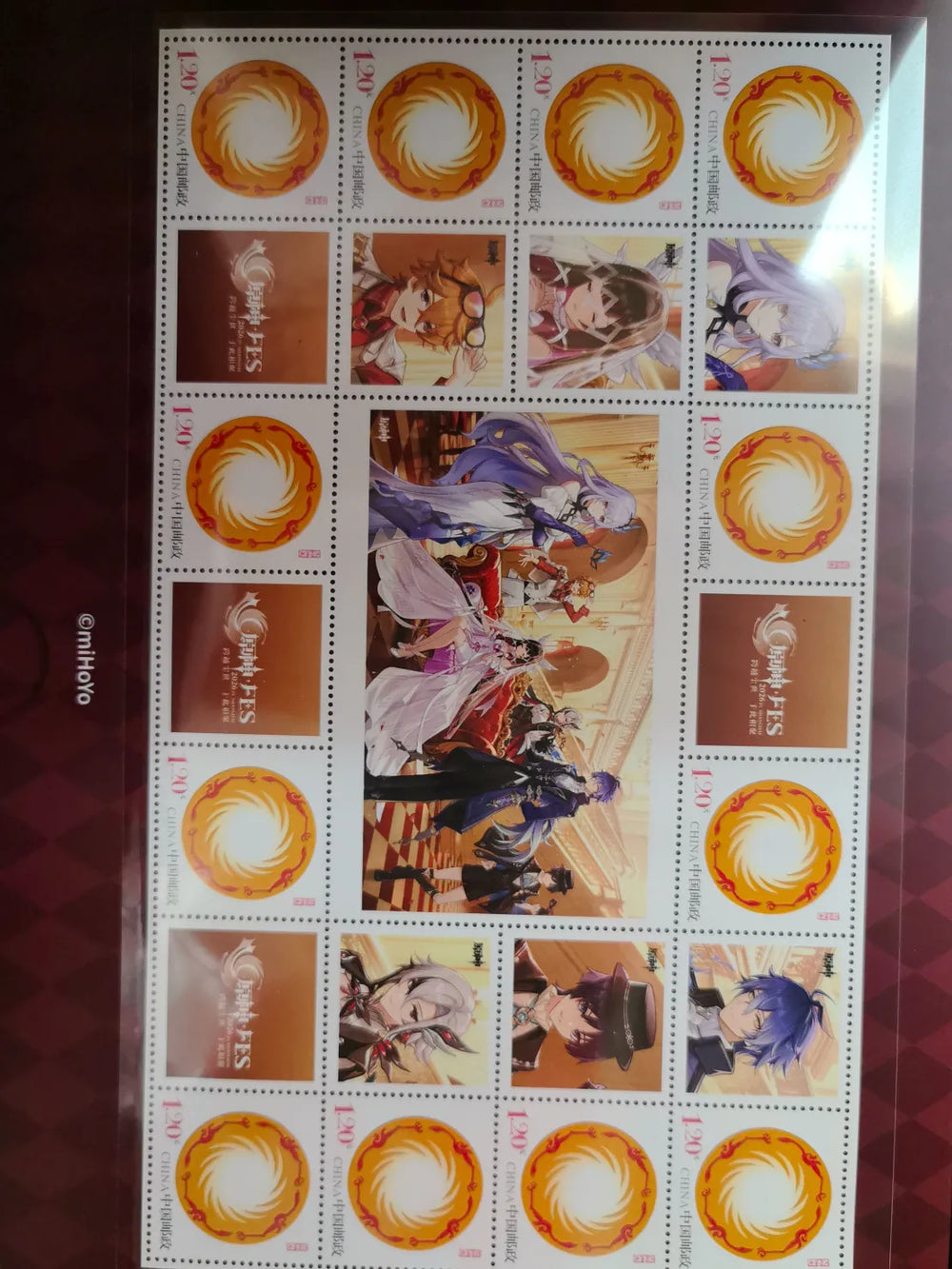 Genshin Impact FES 2026 Serie Caja de Regalo de Medallas Conmemorativas