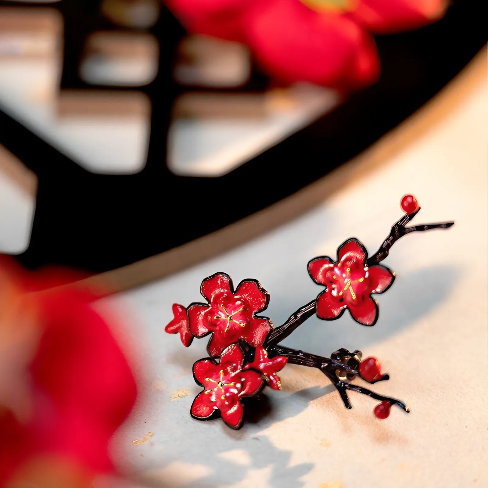 Genshin Impact Hu Tao brooch metal texture and surface detail