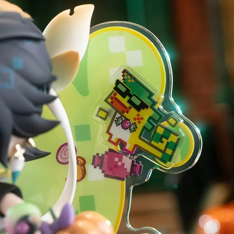 Kinich Chibi Figure with lollipop pumpkin bag and acrylic backdrop