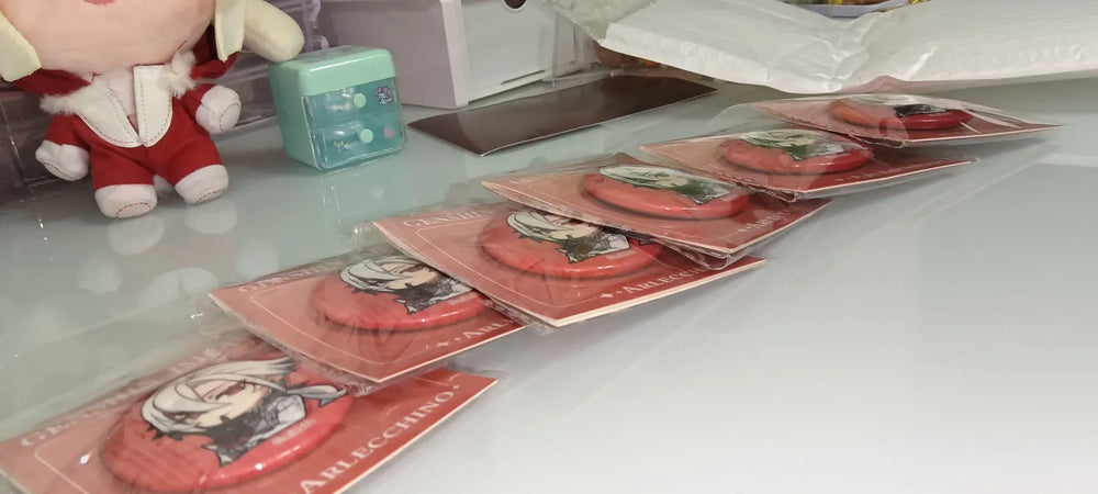 Genshin Impact Insignias Fatui Estilo Q Colección