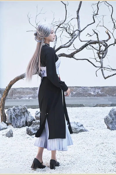 Genshin Impact Shenhe themed fashion accessories including bracelet scarf and outerwear details