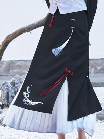 Genshin Impact Shenhe themed outfit featuring elegant half-length skirt and layered Liyue-inspired fashion