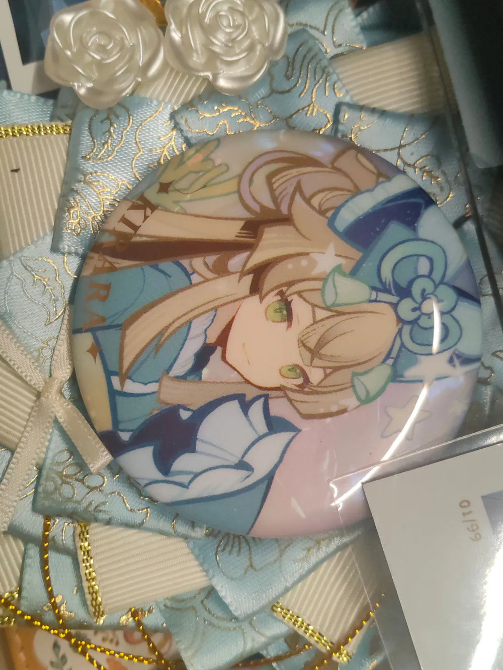 Genshin Impact Silken Dreams Series Insignias y Acrylic Stands
