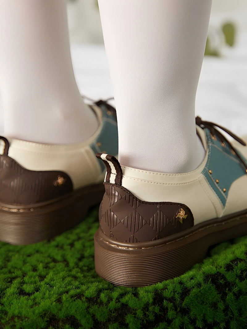 Genshin Impact Venti themed oxford shoes side profile with color contrast