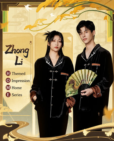 Product information display for Genshin Impact Zhongli themed velvet pajama set