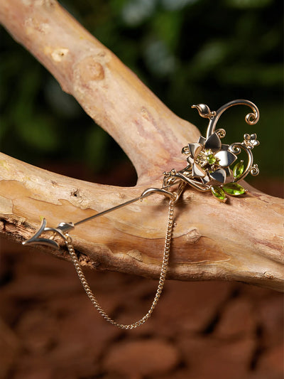 Tighnari themed necklace worn on outfit with cosplay styling and nature inspired accessories