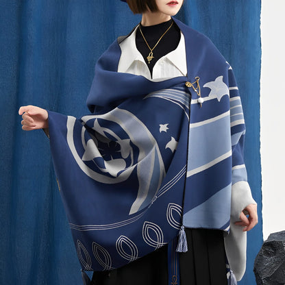 Wanderer brooch cosplay outfit front styling look