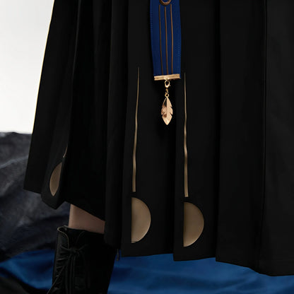 Wanderer cosplay outfit wide leg pants back view