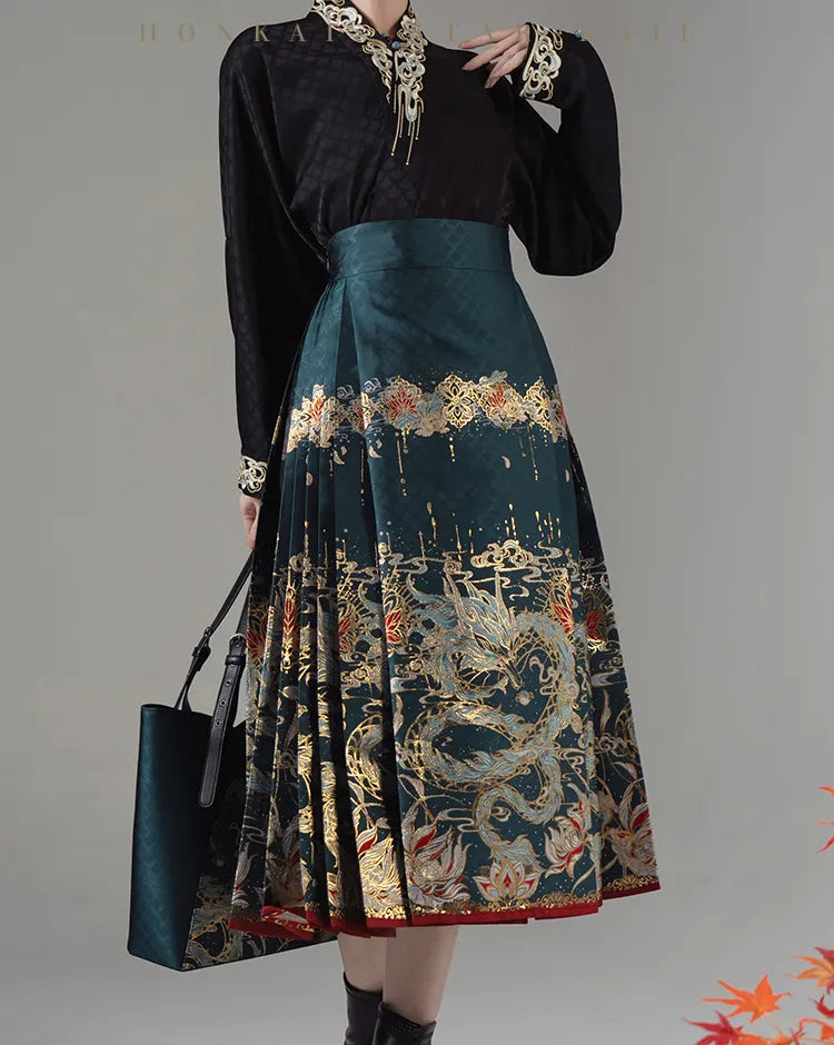 Model wearing Dan Heng Imbibitor Lunae pleated Mamian Skirt with white embroidered blouse