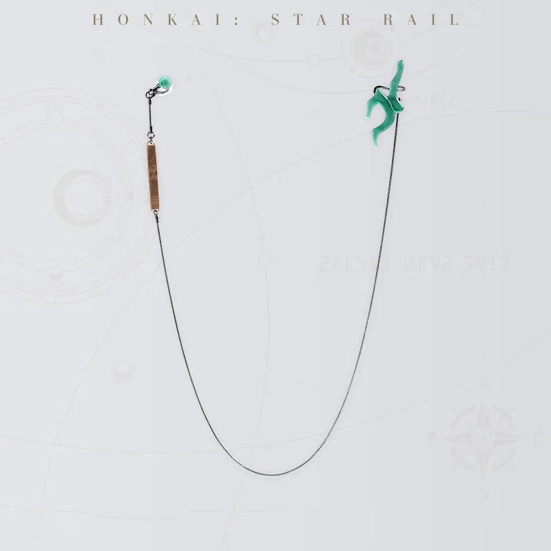 Dan Heng Impression Series replica-style ear clip with green decorative piece and long connecting chain