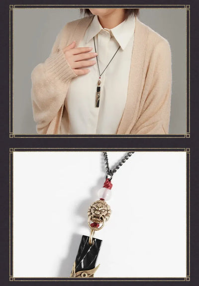 Bracelet craftsmanship and natural tiger's eye bead details