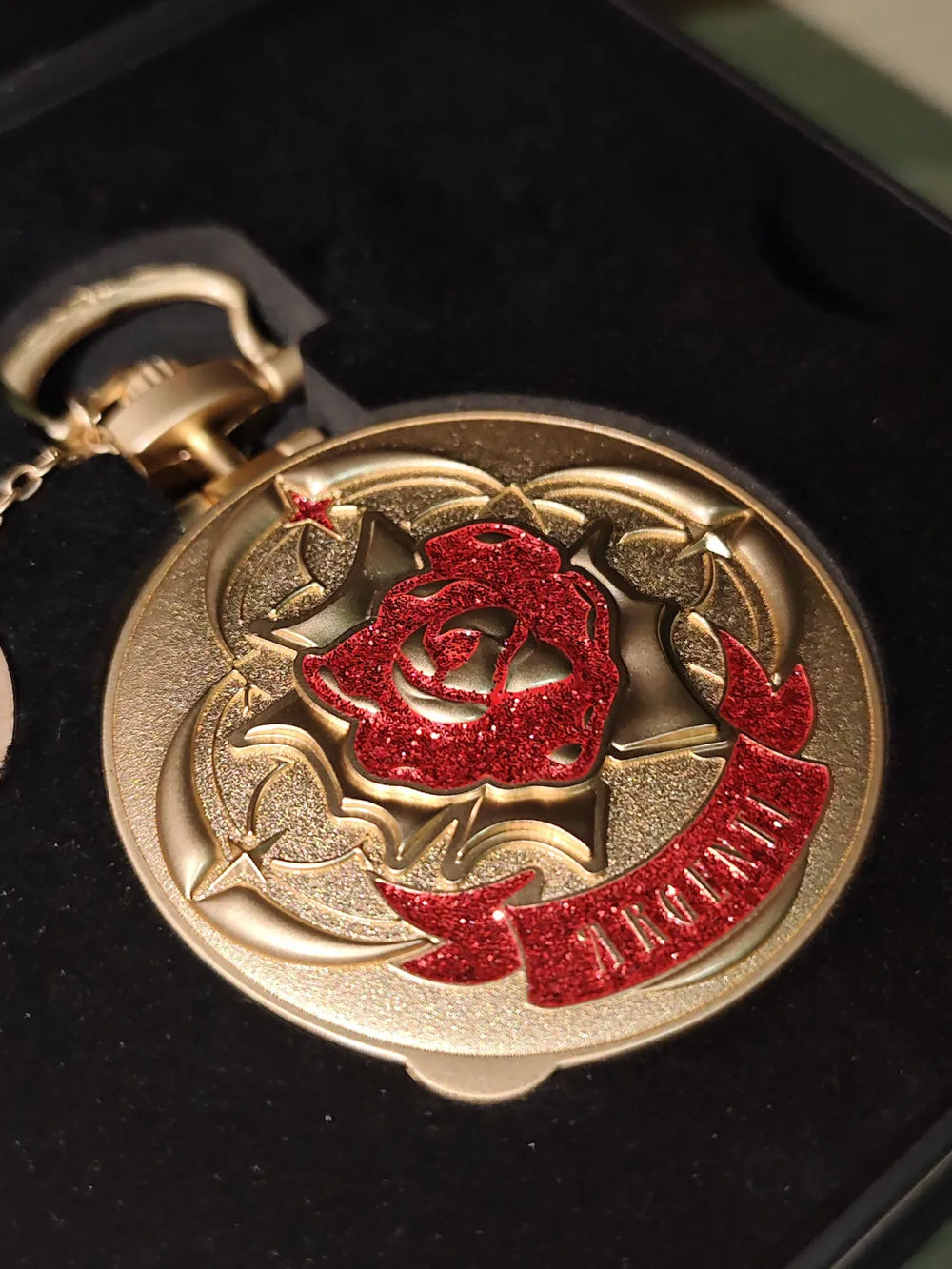 Honkai: Star Rail Peerless Beauty Series Pocket Watch-Style Metal Charm