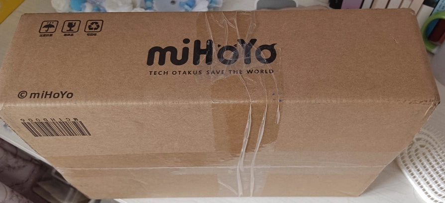 Shipping box for Honkai Star Rail Phainon acrylic standee with miHoYo branding