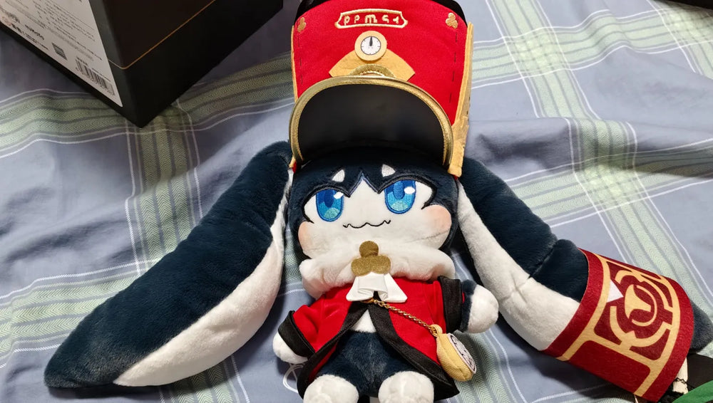 Honkai: Star Rail Pom-Pom Plüschtier & Schaffner-Outfit