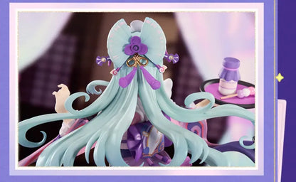 Hair and accessory details of Yumemizuki Mizuki figure