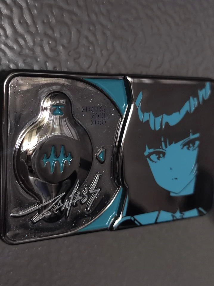 Customer close-up photo of Zenless Zone Zero Yuanyan Engraved Series metal badge set with detailed enamel finish